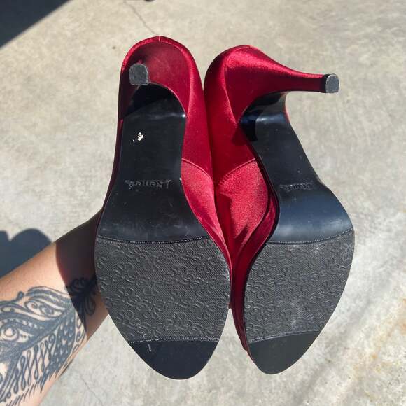 J. Reneé Ruby Red Rhinestone Bow Peep Toe Pumps - Picture 5 of 9